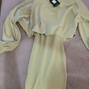 Light green two piece dress small